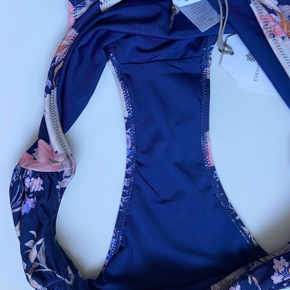 EVERYDAY SUNDAY BLUE BIKINI DITSY FLORAL FEMININE COTTAGECORE COASTAL POOL TOILE - Picture 9 of 12